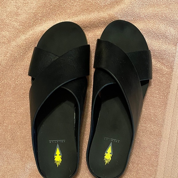 Volatile Black Cross-Band Sandals - Picture 1 of 4